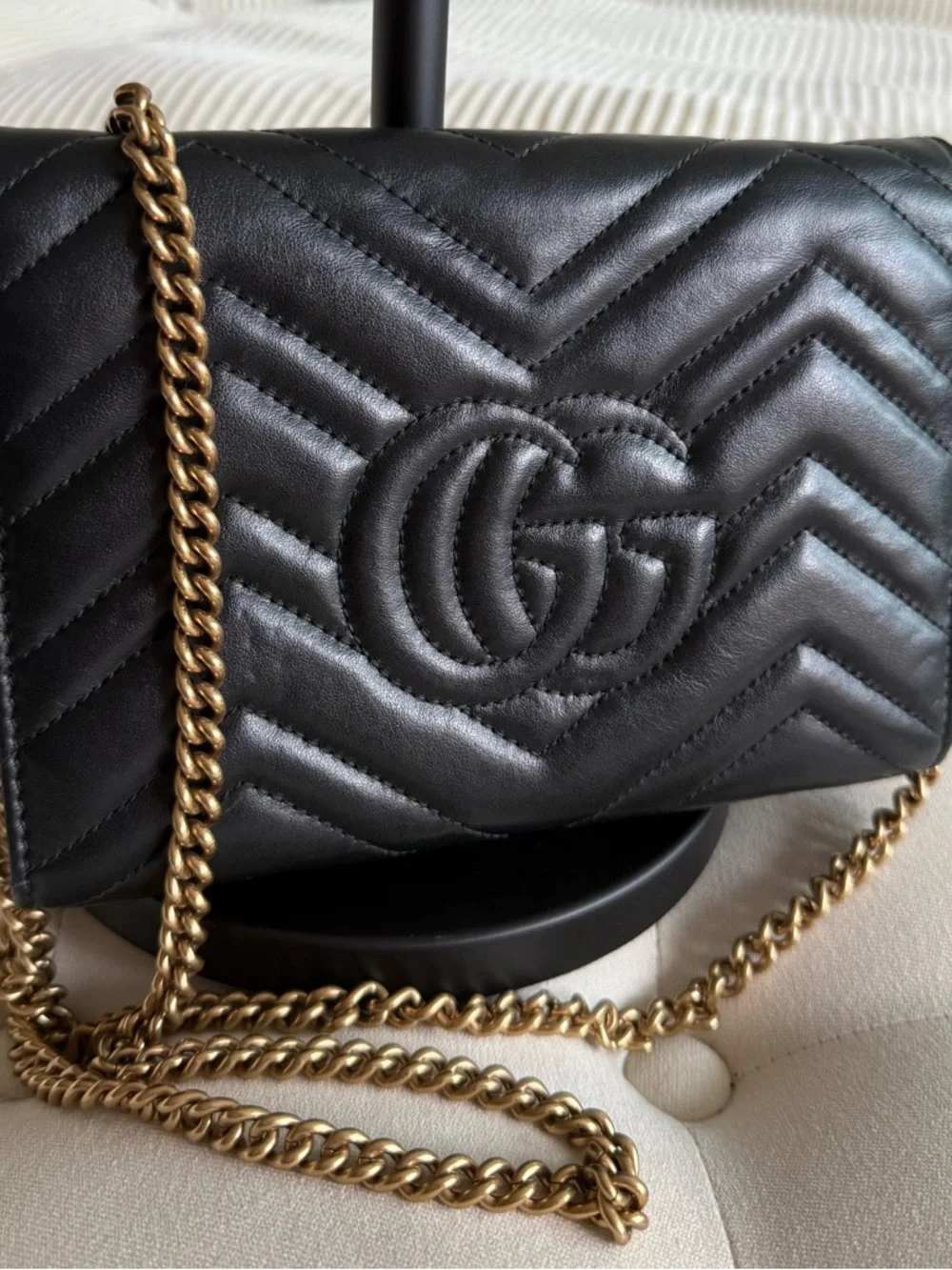 Gucci Double G Marmont black crossbody bag - Picture 3 of 4